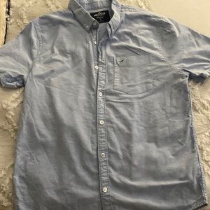 Hollister California Men's Epic Flex Stretch Denim Button Down Shirt.